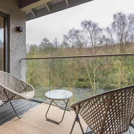 شقة 3 Bed In Newby Bridge Sz024 *
